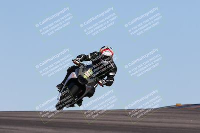 media/Mar-25-2024-Moto Forza (Mon) [[8d4319bd68]]/3-Intermediate Group/Session 2 (Turn 9)/